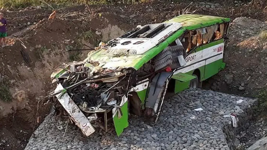 Kecelakaan Bus Filipina