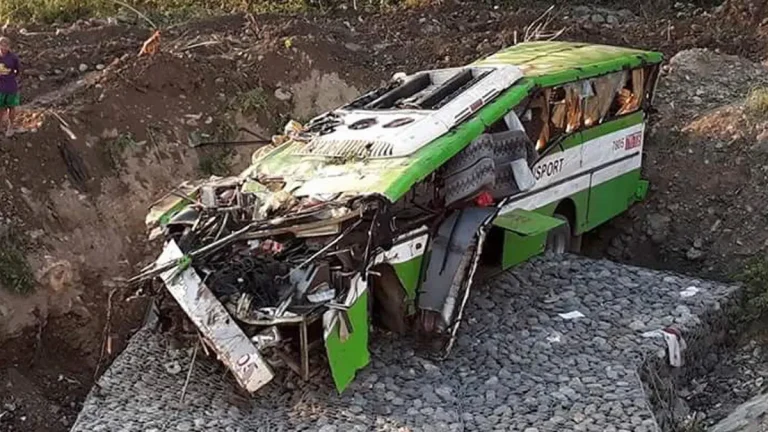 Kecelakaan Bus Filipina