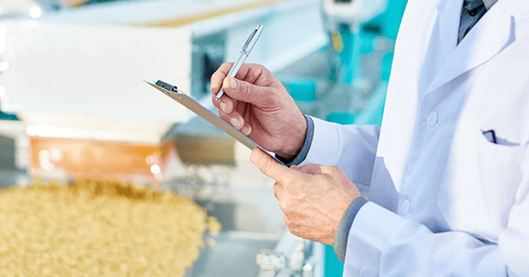 Quality Control Officer: Tugas dan Tanggung Jawab Utama