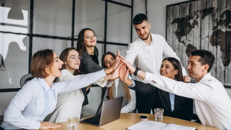 Meningkatkan Kolaborasi Tim: Panduan Lengkap untuk Pemimpin dan Anggota