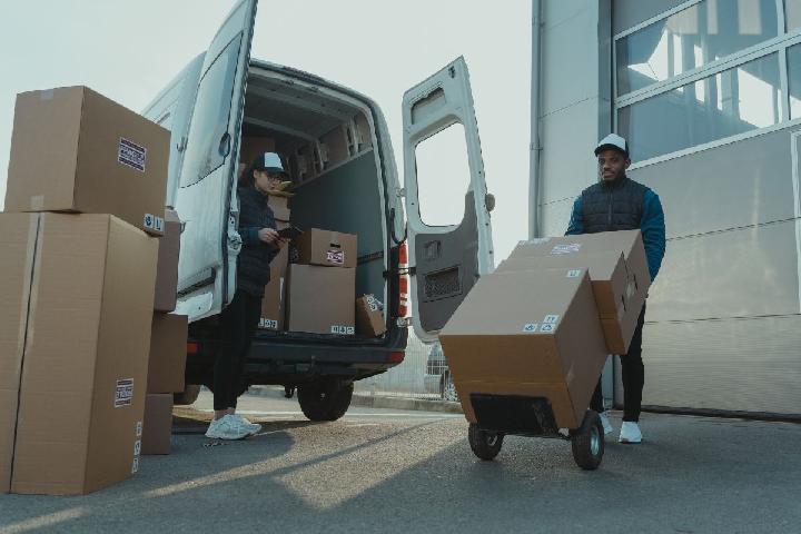Distribusi Produk Cepat