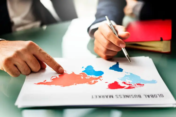 Analisis Pasar Global: Cara Efektif Menentukan Peluang Bisnis Internasional