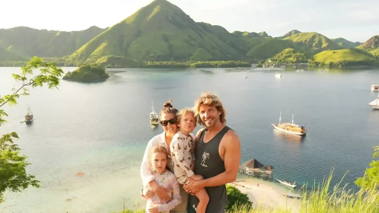 Strategi Operasional Travel